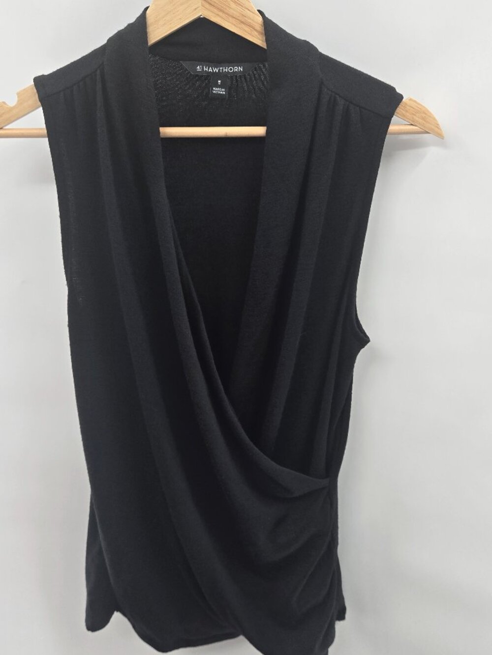 41 Hawthorn Black Faux Wrap Sleeveless Knit Top Medium